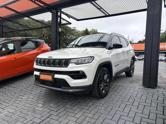 JEEP COMPASS 1.3 T270 TURBO FLEX LIMITED AT6 JEEP COMPASS 1.3 T270 TURBO FLEX LIMITED AT6